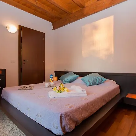 Manerba Del Garda Resort 4*