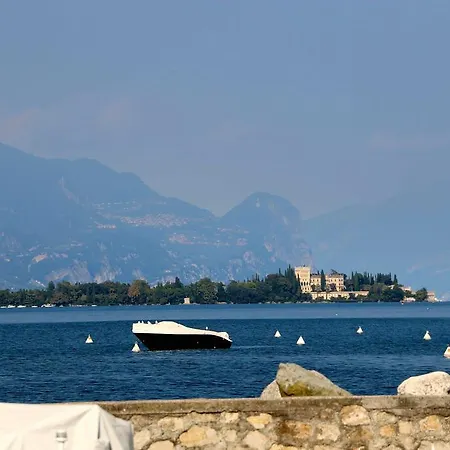Manerba Del Garda Resort 4*