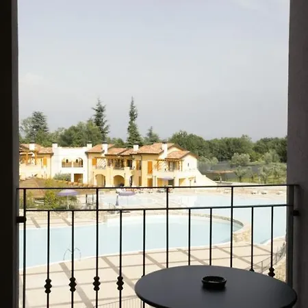 Manerba Del Garda Resort 4*
