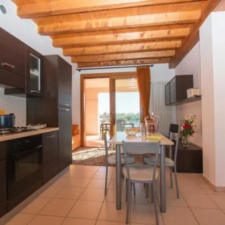 فندق Manerba Del Garda Resort 4*
