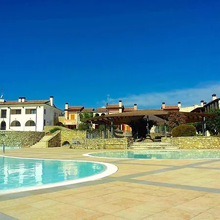فندق Manerba Del Garda Resort