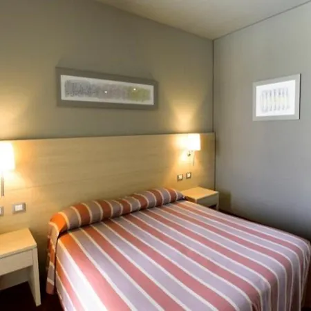 Manerba Del Garda Resort مانربا ديل جاردا
