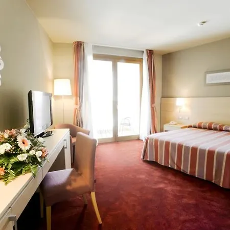 Manerba Del Garda Resort 4* مانربا ديل جاردا
