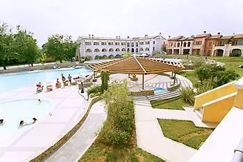 Manerba Del Garda Resort مانربا ديل جاردا